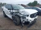 Volvo XC40 T5 R-design Image 1
