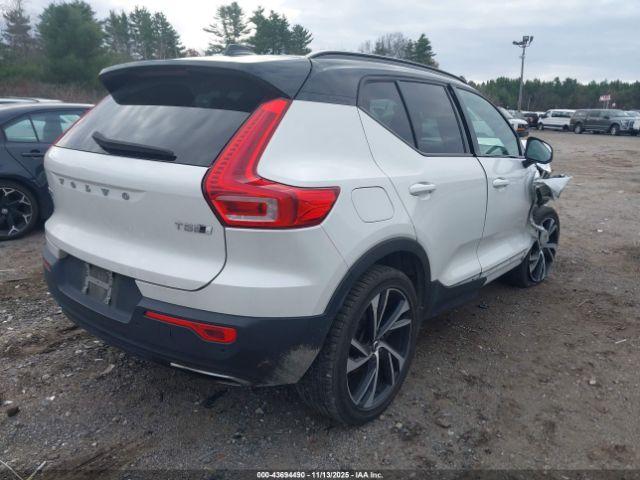 Volvo XC40 T5 R-design Image 15