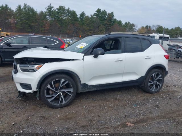 Volvo XC40 T5 R-design Image 16