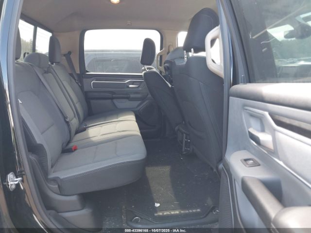 Ram 1500 Big Horn  4x4 5'7 Box Image 9