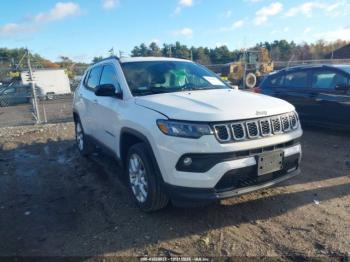  Salvage Jeep Compass