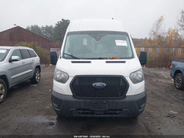 Ford Transit Image 16