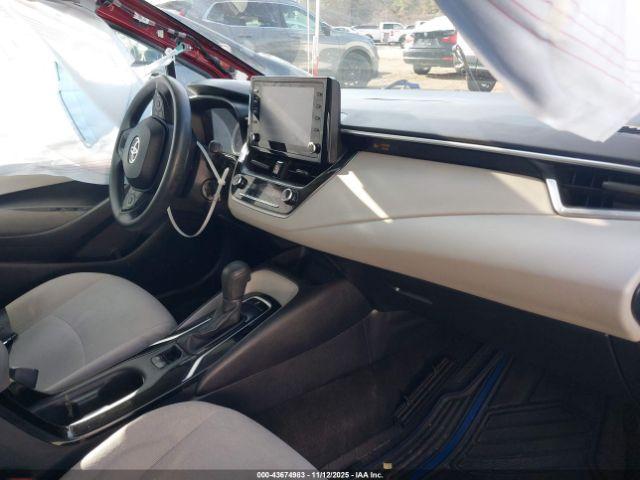 Toyota Corolla Le Image 10