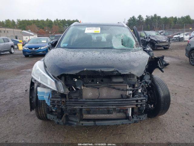 Nissan Kicks Sv Xtronic Cvt Image 13