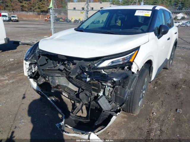 Nissan Rogue S Fwd Image 12