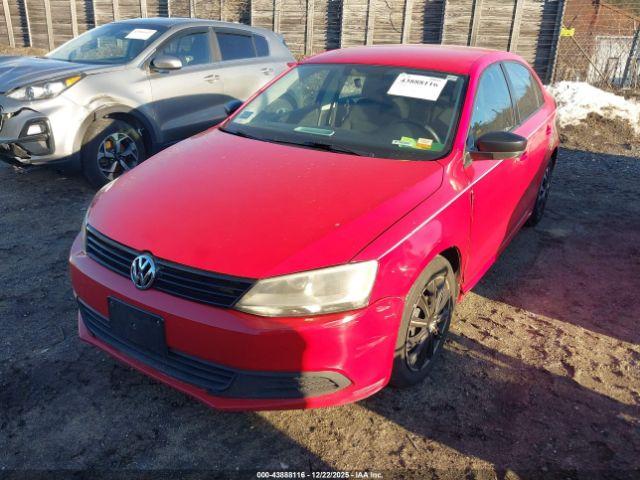 Volkswagen Jetta 2.0l S Image 3