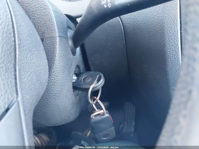 Volkswagen Jetta 2.0l S Image 11