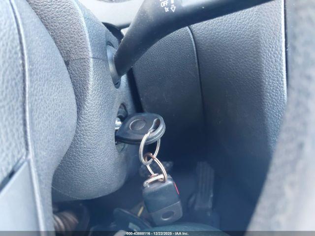 Volkswagen Jetta 2.0l S Image 11