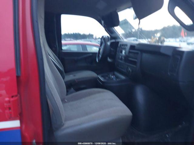 GMC Savana Rwd 2500 Regular Wheelbase Work Van Image 6