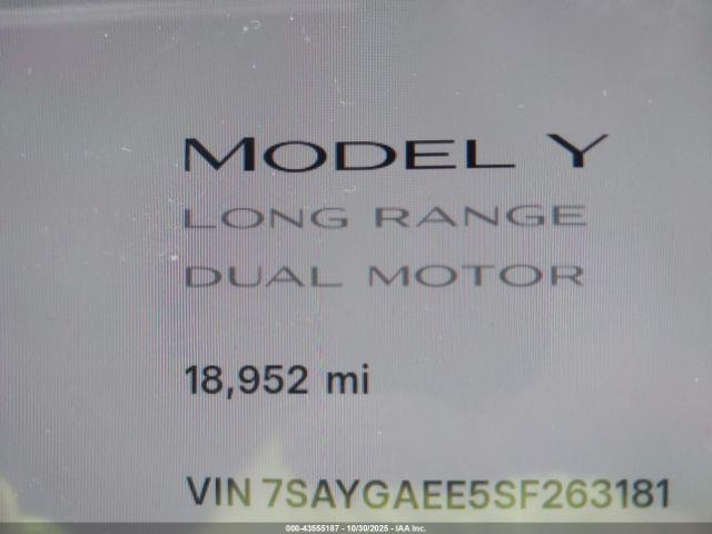 Tesla Model Y Long Range Dual Motor All-wheel Drive Image 8