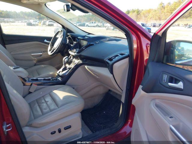 Ford Escape Titanium Image 8