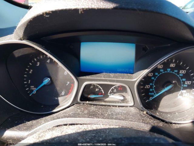 Ford Escape Titanium Image 16