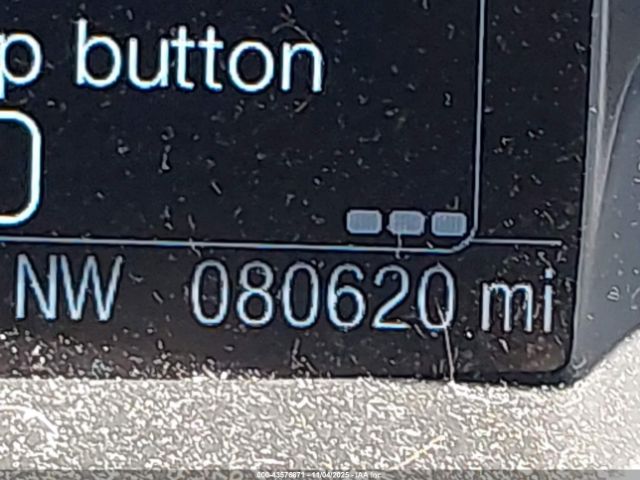 Ford Escape Titanium Image 7