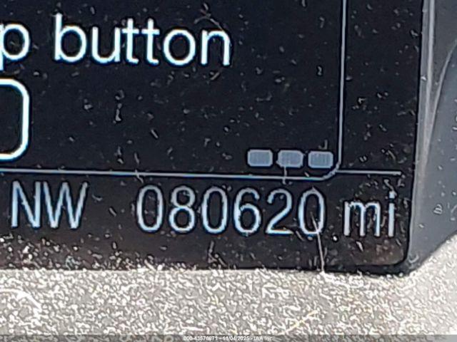 Ford Escape Titanium Image 7