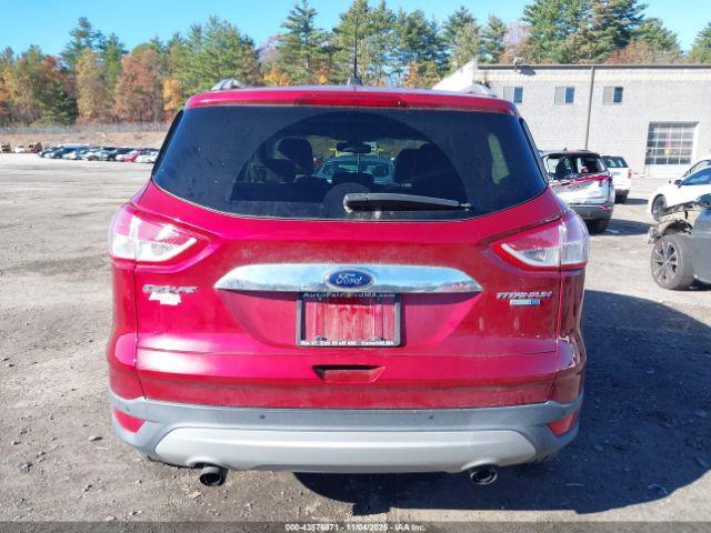 Ford Escape Titanium Image 12