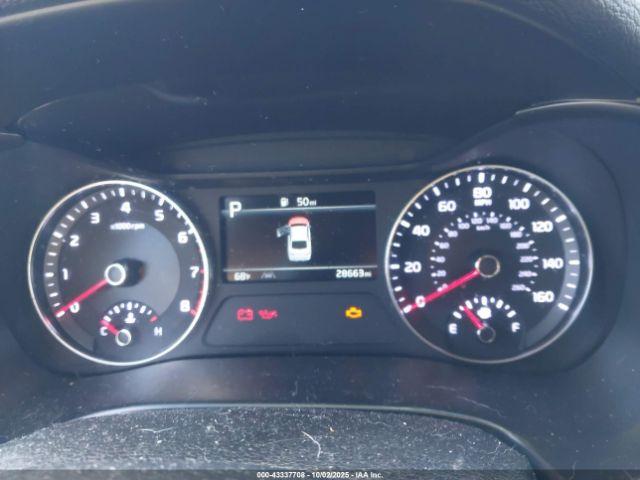 Kia Forte Gt Image 12