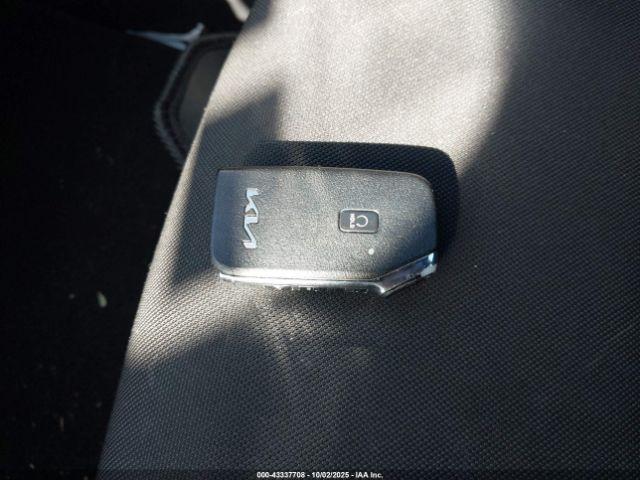 Kia Forte Gt Image 6