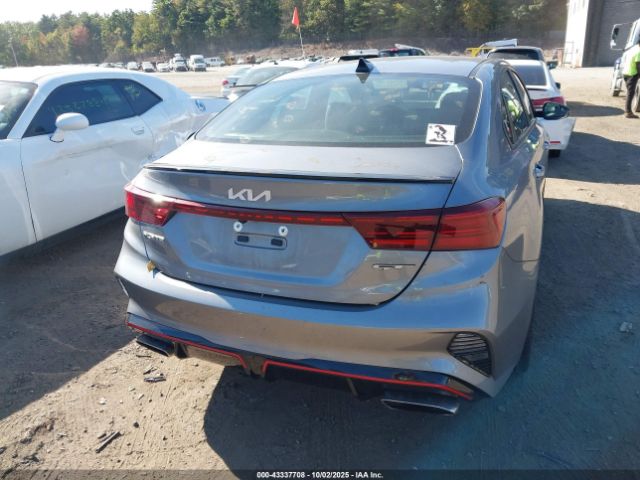 Kia Forte Gt Image 15