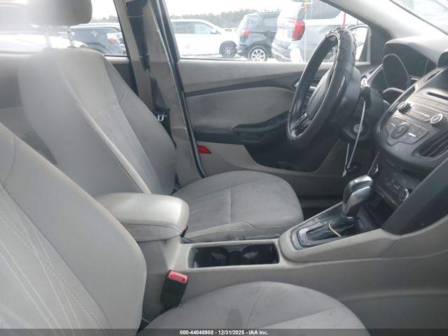 Ford Focus Se Image 2