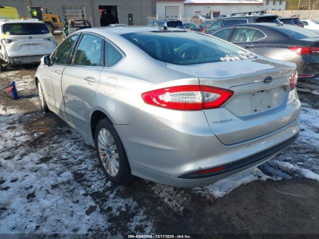 Ford Fusion Se Image 4