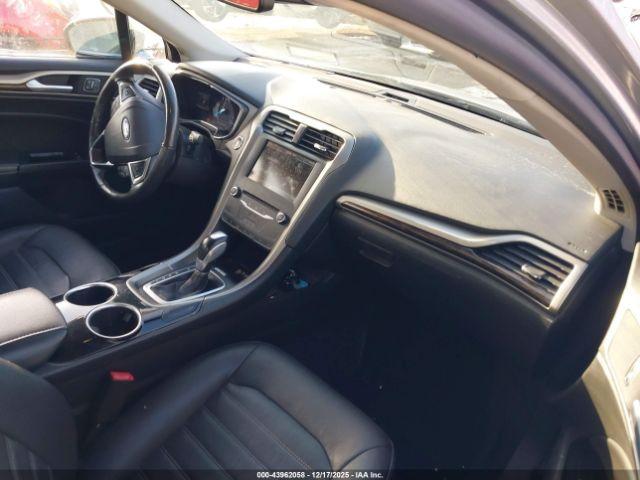 Ford Fusion Se Image 9