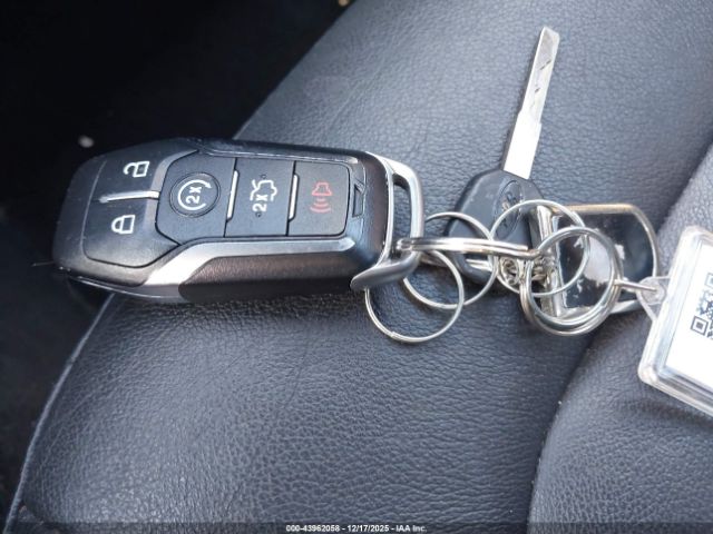 Ford Fusion Se Image 11