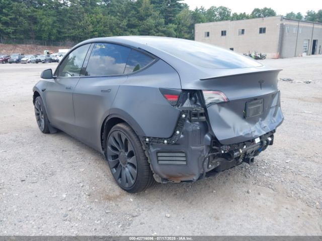 Tesla Model Y Image 3