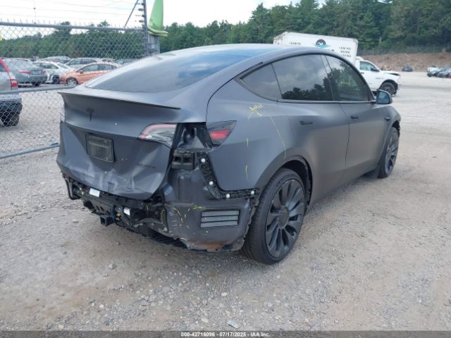 Tesla Model Y Image 13