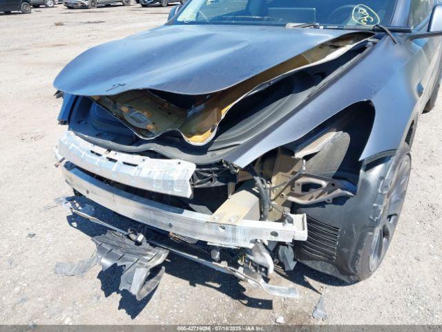 Tesla Model Y Image 8