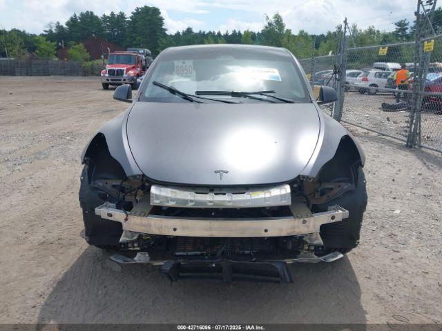 Tesla Model Y Image 9