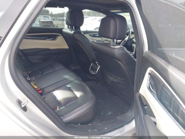 Cadillac XTS Platinum Image 5