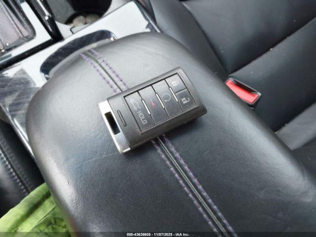 Cadillac XTS Platinum Image 10