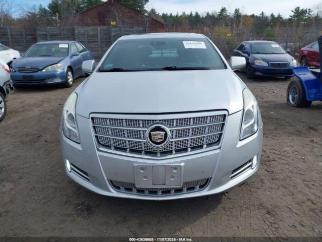 Cadillac XTS Platinum Image 11
