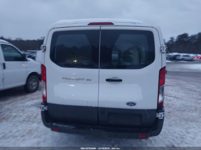 Ford Transit Image 16
