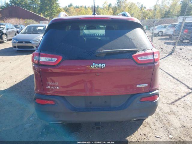 Jeep Cherokee Latitude Image 14