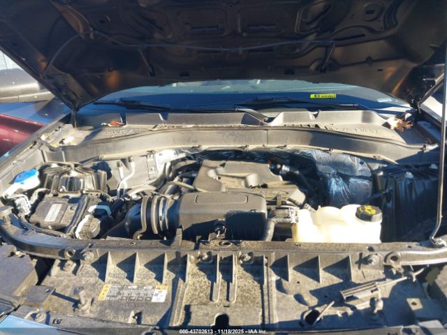 Ford Explorer Xlt Image 15