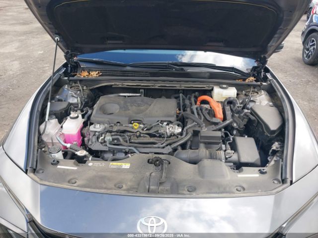 Toyota Crown Xle Image 9