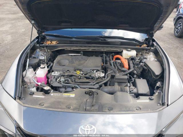 Toyota Crown Xle Image 9