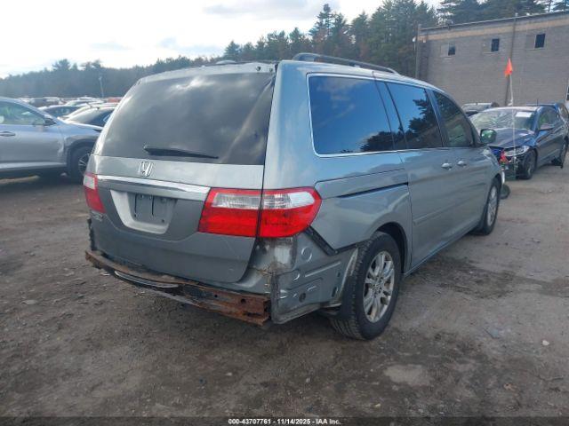 Honda Odyssey Touring Image 6