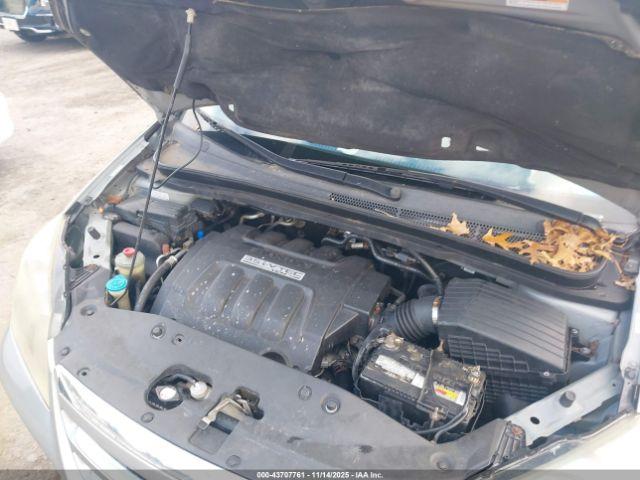 Honda Odyssey Touring Image 9