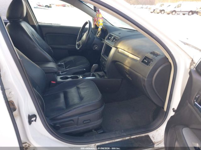 Ford Fusion Image 11