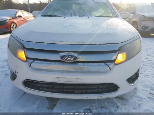 Ford Fusion Image 9