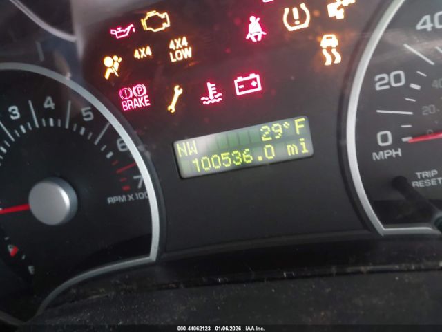 Ford Explorer Xlt Image 4