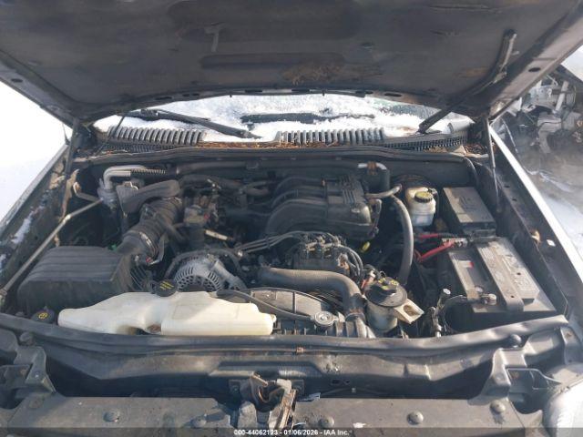 Ford Explorer Xlt Image 10