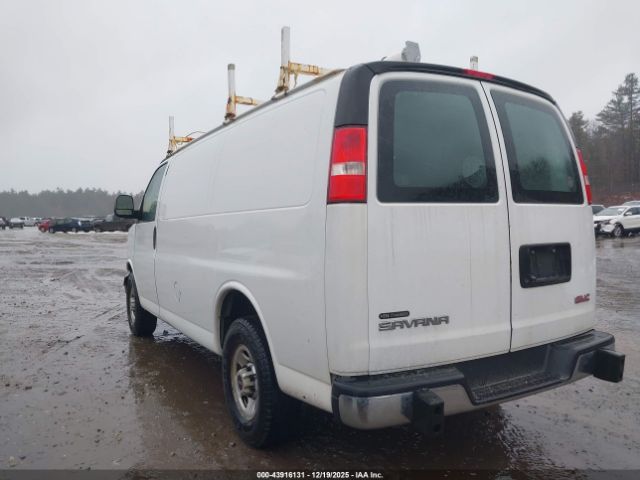 GMC Savana Work Van Image 6