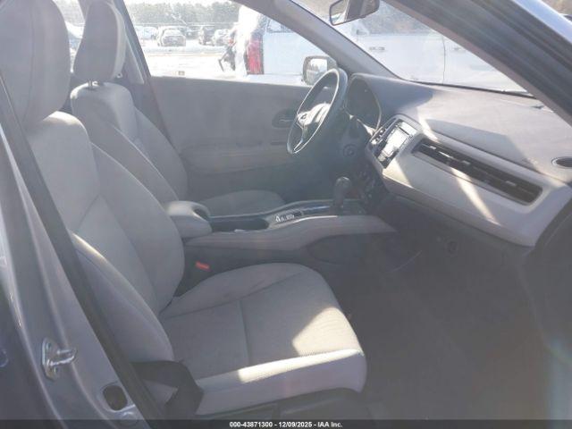 Honda HR-V Lx Image 2