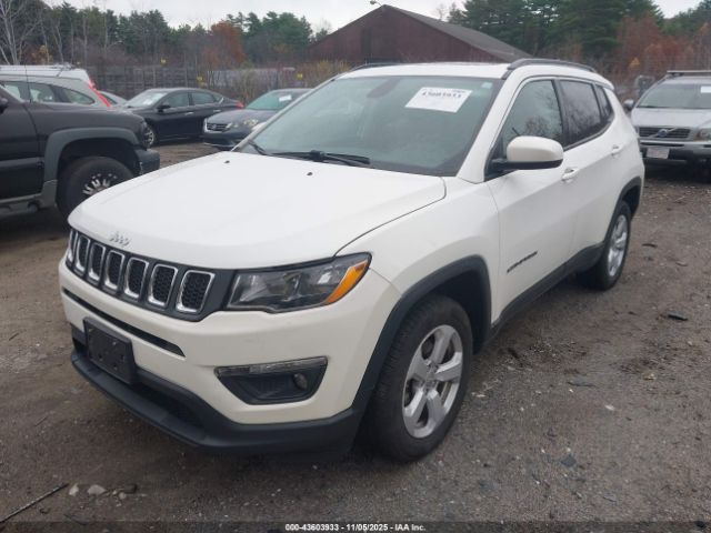 Jeep Compass Latitude 4x4 Image 7