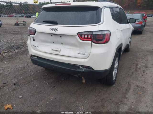 Jeep Compass Latitude 4x4 Image 3