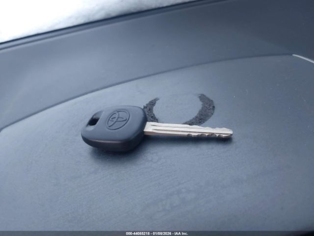 Toyota Corolla S Image 9