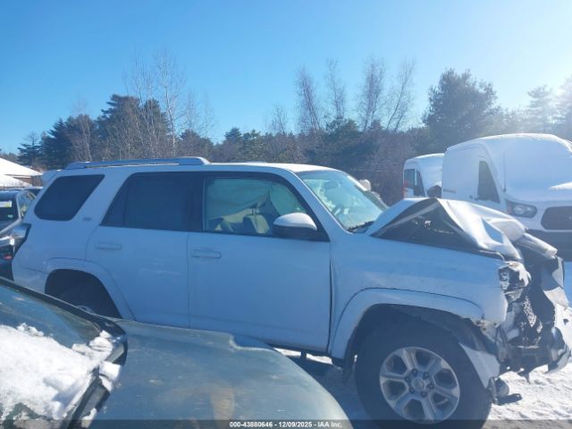 Toyota 4Runner Sr5 Image 11